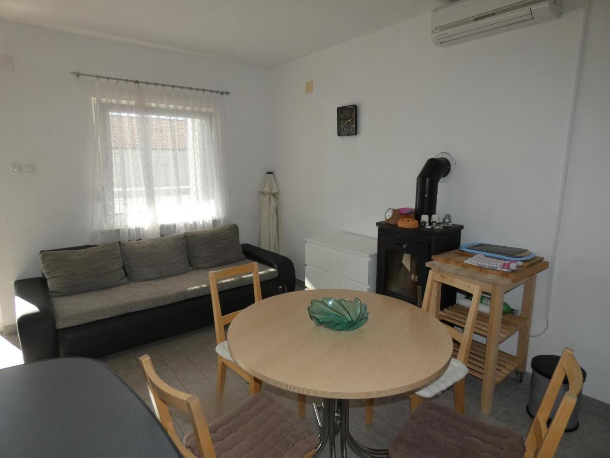 Tomo Apartment Starigrad Paklenica Extérieur photo